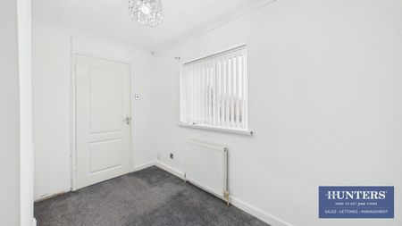 3 bedroom House To Let Total Size: 1161 SQ FT - Photo 5