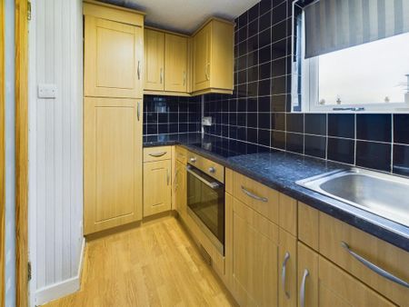 1 bedroom flat to rent - Photo 3