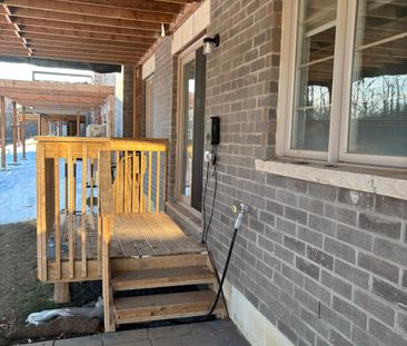 For Lease - 69 Smokey Hollow Place Unit# Basement, Hamilton, Ontario - Photo 3