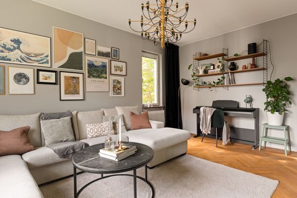 Klintbacken, Bromma - Photo 1