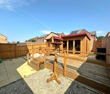 4, Sakura Walk, Seacroft, Leeds, West Yorkshire, LS14 6WP - Photo 1