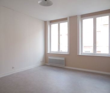 Location Appartement 1 pièce 33m² LILLE 59000 - Photo 3