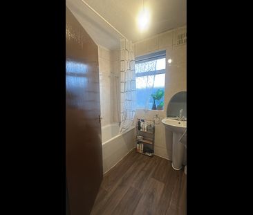 Room in a Shared House, Old Oak Common Lane, W3 - Photo 6