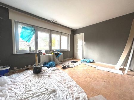 Place Meiser - Maison 3ch +/- 180 m² + entrepôt +/-200m² - Evere - Photo 2