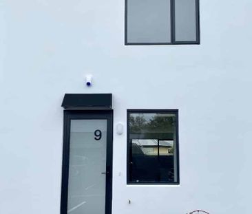 Pristine on Percy - Photo 5