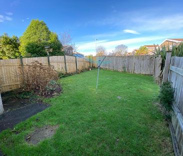 Hendy Close, Sketty, Swansea, SA2 - Photo 1