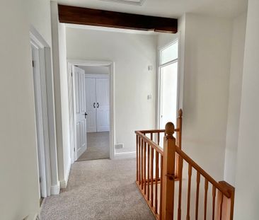 3 bedroom Three Bedroom Barn Conversion to rent - Photo 4