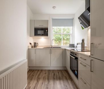 1 bedroom flat to rent - Photo 1