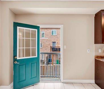 For Lease - 33 October Place, Brampton, Ontario - Photo 4