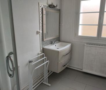 Location Appartement 1 pièce 52m² LE HAVRE 76600 - Photo 3