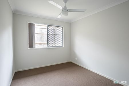 Perfect Karalee Home on a Quiet Street! - Photo 2