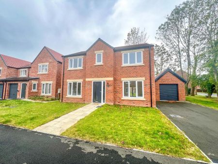 4 bedroom detached house to rent - Photo 2