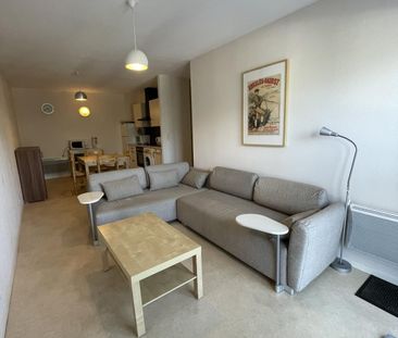 Location Appartement 2 pièces 41m² ARGELES GAZOST 65400 - Photo 2