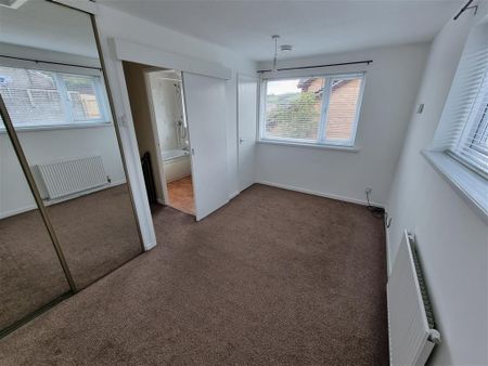 Bryn Nant, CAERPHILLY - Photo 2