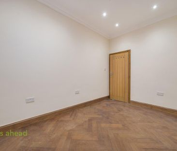 4 bedroom semi-detached house to rent - Photo 6