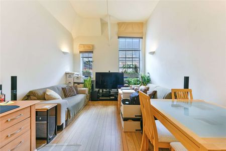 A well-presented one bedroom flat in Balfour House. - Photo 3