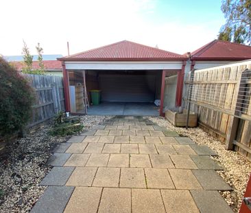 Lifestyle Convenience in the Heart of Northcote - Photo 6