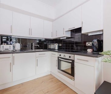 1 bedroom flat to rent - Photo 6