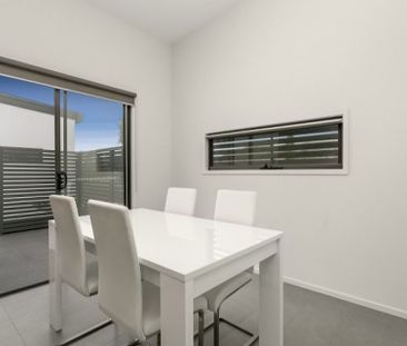 8C Schofield Street, Essendon. - Photo 2