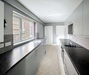 Victoria Road, Stoke-on-trent, Staffordshire, ST4 - Photo 4