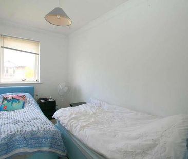Farriers Road, Epsom, KT17 - Photo 5