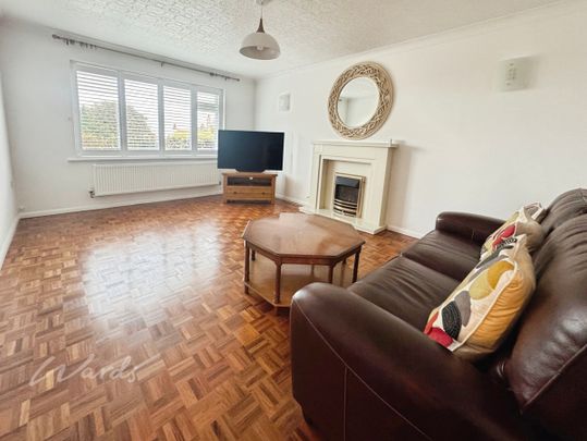 3 bedroom detached bungalow to rent - Photo 1