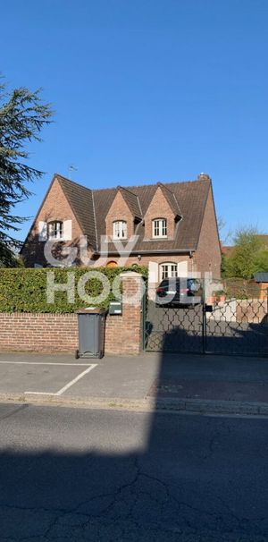 Maison 5 pièces à - Photo 1