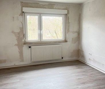 Etwas besonderes: günstig geschnittene 3-Zimmer-Wohnung - Foto 4