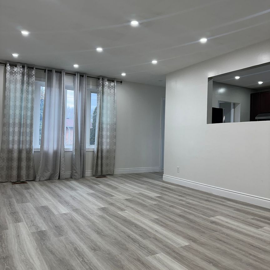 For Lease - 25 Ashwood Crescent Unit# Main Floor, Brampton, Ontario - Photo 1