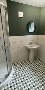 1 Bed Flat, Seymour Road South, M11 - Photo 3