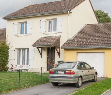 À louer Pavillon T5 95.07 m - Photo 1