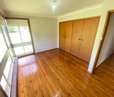 BIG HOUSE WITH A POOL!!! - Photo 5