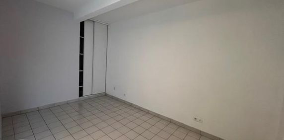Location Appartement 1 pièce 42m² CAMBRAI 59400 - Photo 2