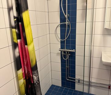 Hagalundsgatan, Solna - Foto 1