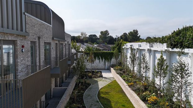 Two Bedrooms @ Rockpoint, Newtown Avenue, Blackrock, County Dublin - Photo 1