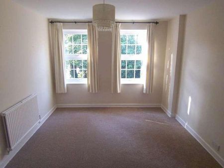Oxford Court, Ashley Road, Epsom, Surrey, KT18 - Photo 3