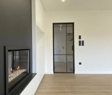 Mooi gerenoveerde woning in Brugge Sint-Pieters! - Photo 1