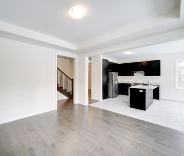 For Lease - 25 Garrett Styles Drive, Georgina, Ontario - Photo 4
