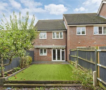 Modern four bedroom home with a private garden and garage within cl... - Photo 6