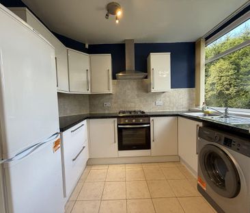 2 bedroom semi-detached house to rent - Photo 4