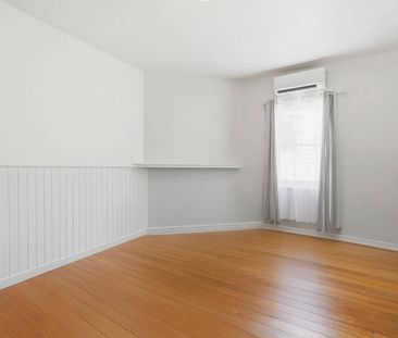 Central Claremont Living - Photo 3