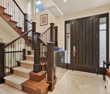 For Lease - 104 Black Maple Private, Rockcliffe Park, Ontario - Photo 1