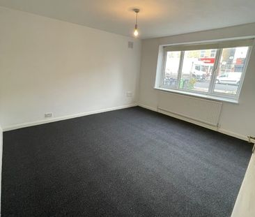 2 Bed Flat, Vera Court, N22 - Photo 1