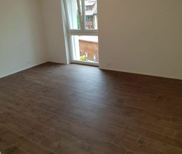 Rénové ! Appartement de 3.5 pièces avec balcon - Foto 2