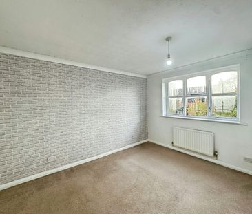 Detached house to rent on - Photo 3