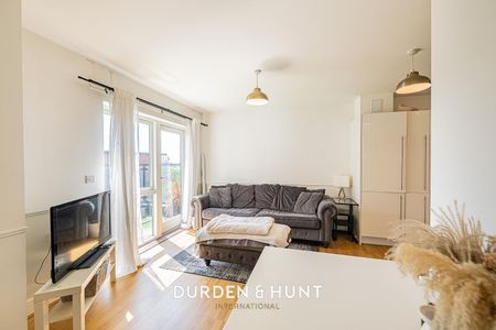 Hazelnut Court, Firwood Lane, Romford - Photo 3