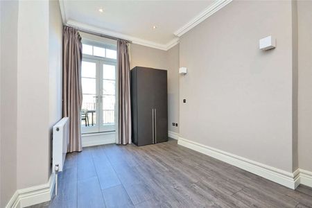 A bright and airy two double bedroom apartment to rent in a period conversion moments from Maida Vale Station (Bakerloo line). - Photo 5