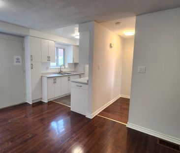 For Lease - 44 Chester Le Boulevard Unit# 6, Toronto, Ontario - Photo 1