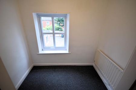 1 bedroom terraced house to rent - Photo 3