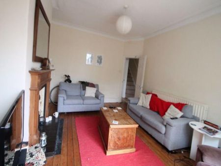 4 bedroom house to rent - Photo 2